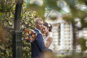 Фотография свадебная фотосессия в Москве в Кусково места для свадебной фотосессии красивые свадебные фотосессии осенью в сентябре